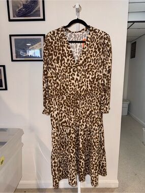 Jude Connally Brown Leopard Print V-Neck Tiered Long Sleeve Dress